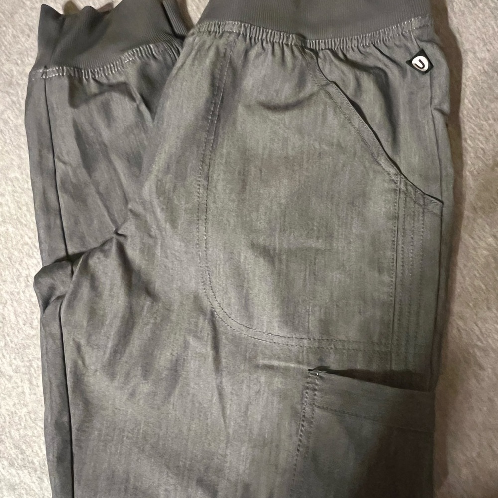 Urbane jogger scrub pants